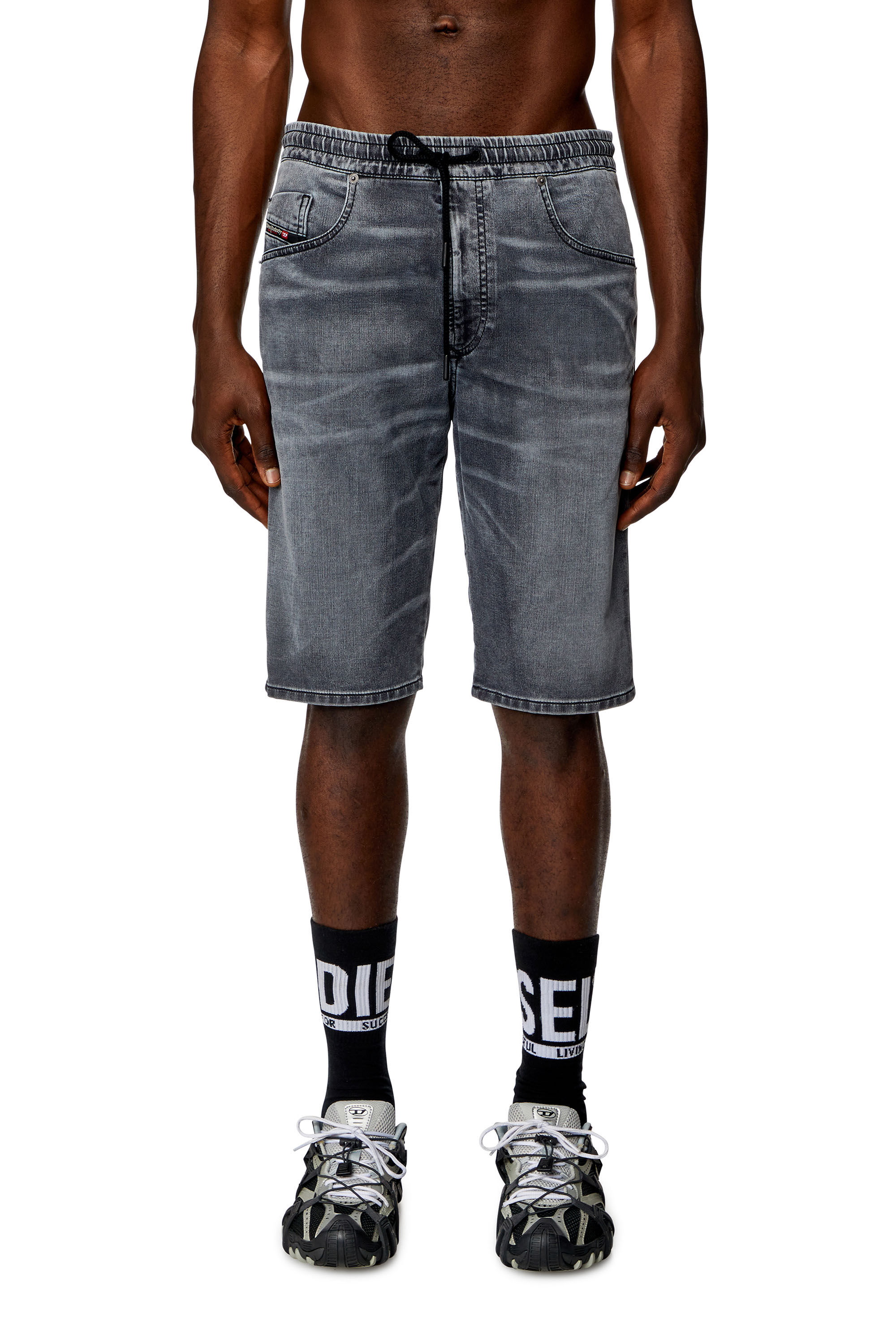 Diesel - 2033 D-KROOLEY-SHORT JOGG, Man's Chino shorts in JoggJeans in Black - 3