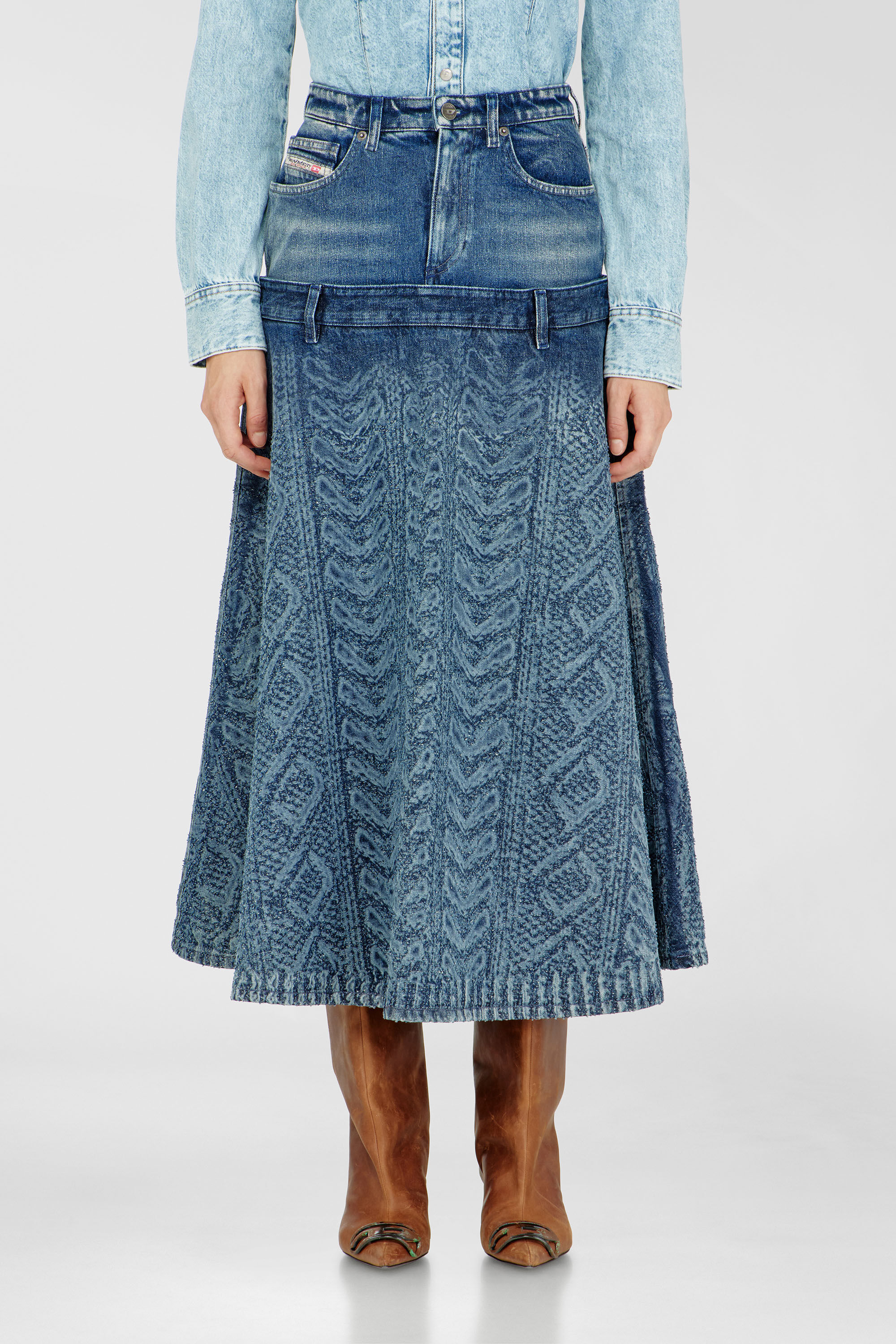 Diesel - DE-VORYA-S1, Woman's Midi skirt in cable-knit-effect denim in Medium blue - 3