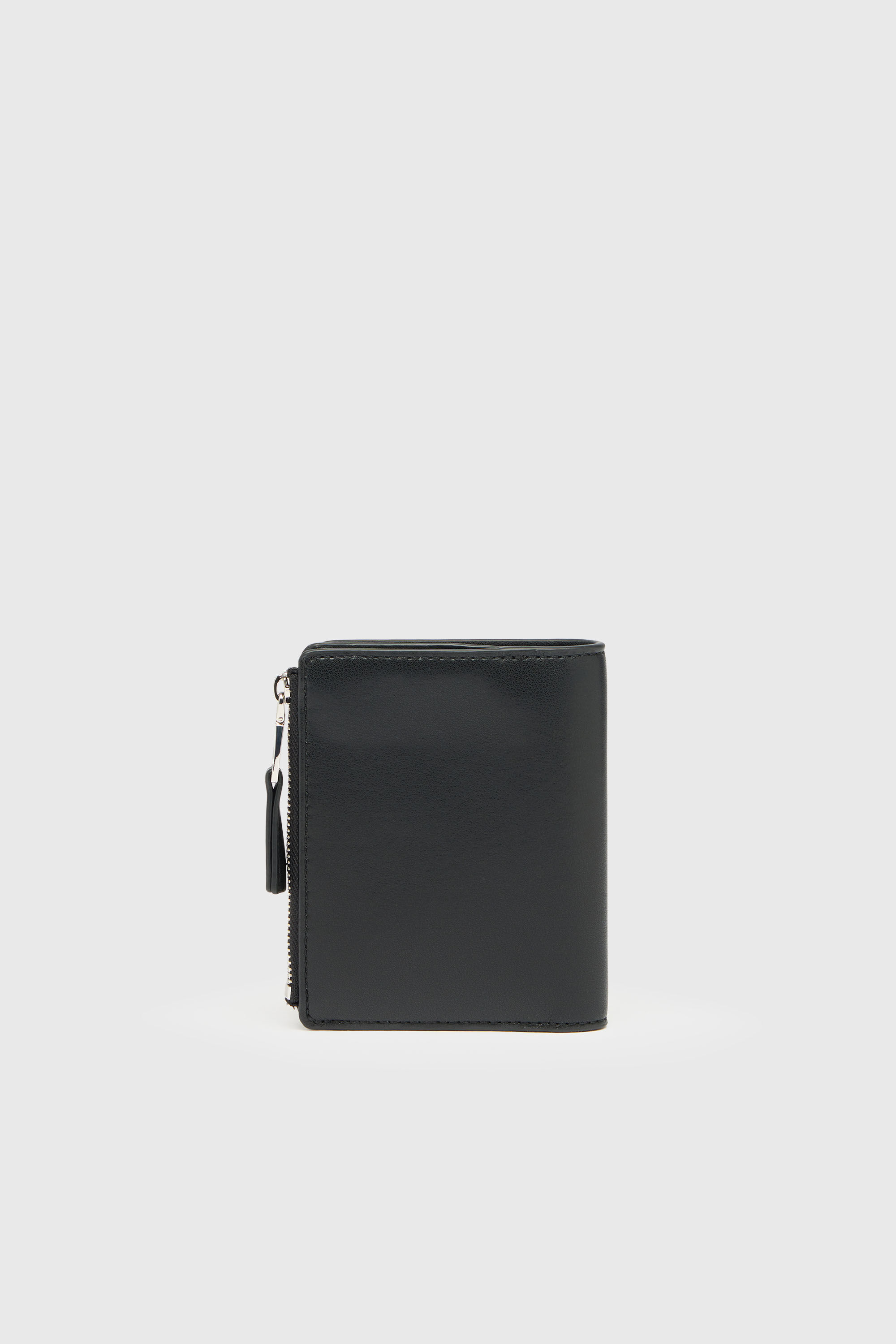 Diesel - D-LINE BI FOLD ZIP II, Woman's Bi-fold wallet in coated leather with belt detail in Black - 2