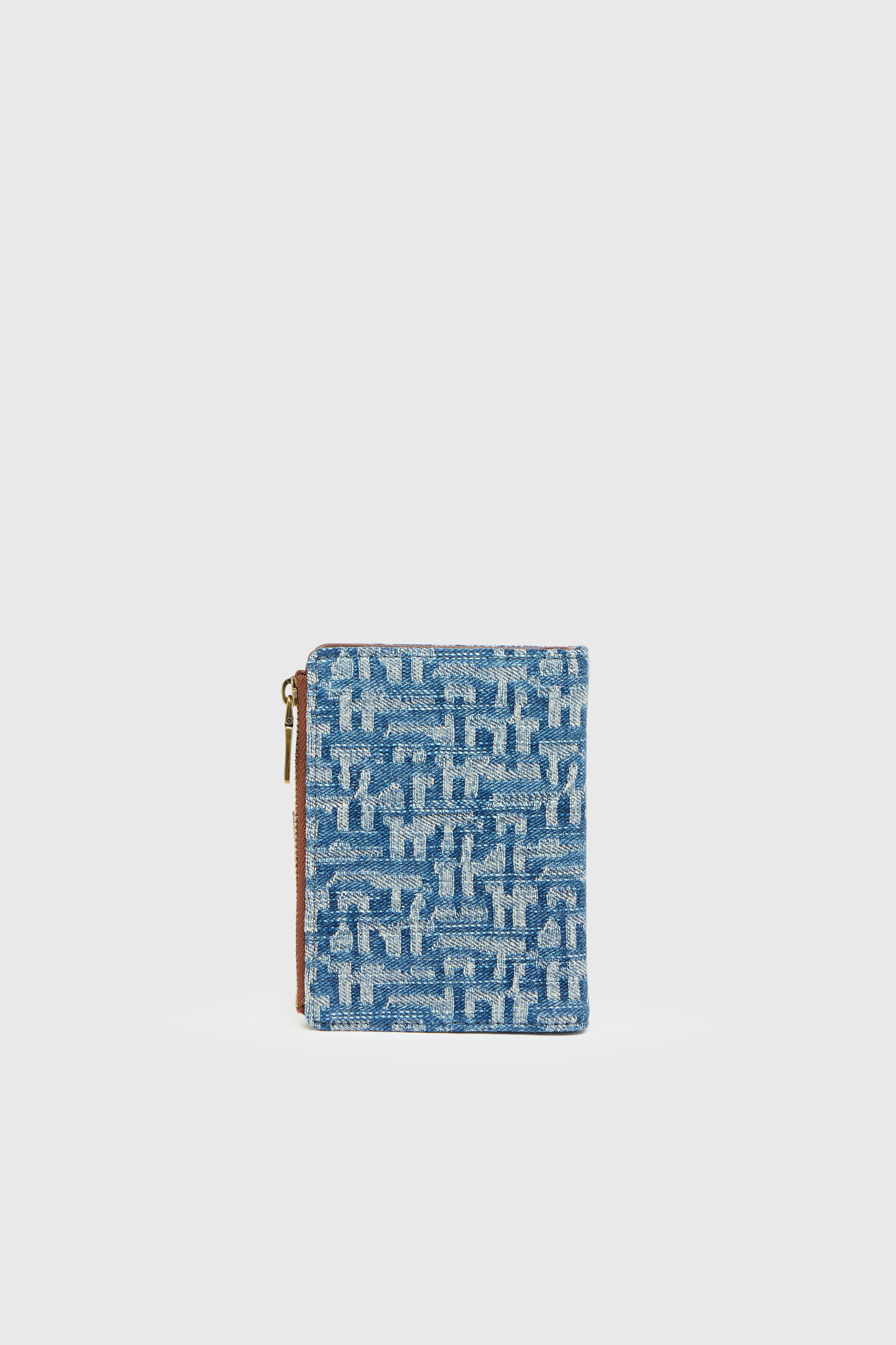 Diesel - D-LINE BI FOLD ZIP II, Woman's Bi-fold wallet in monogram denim with belt detail in Blue - 2