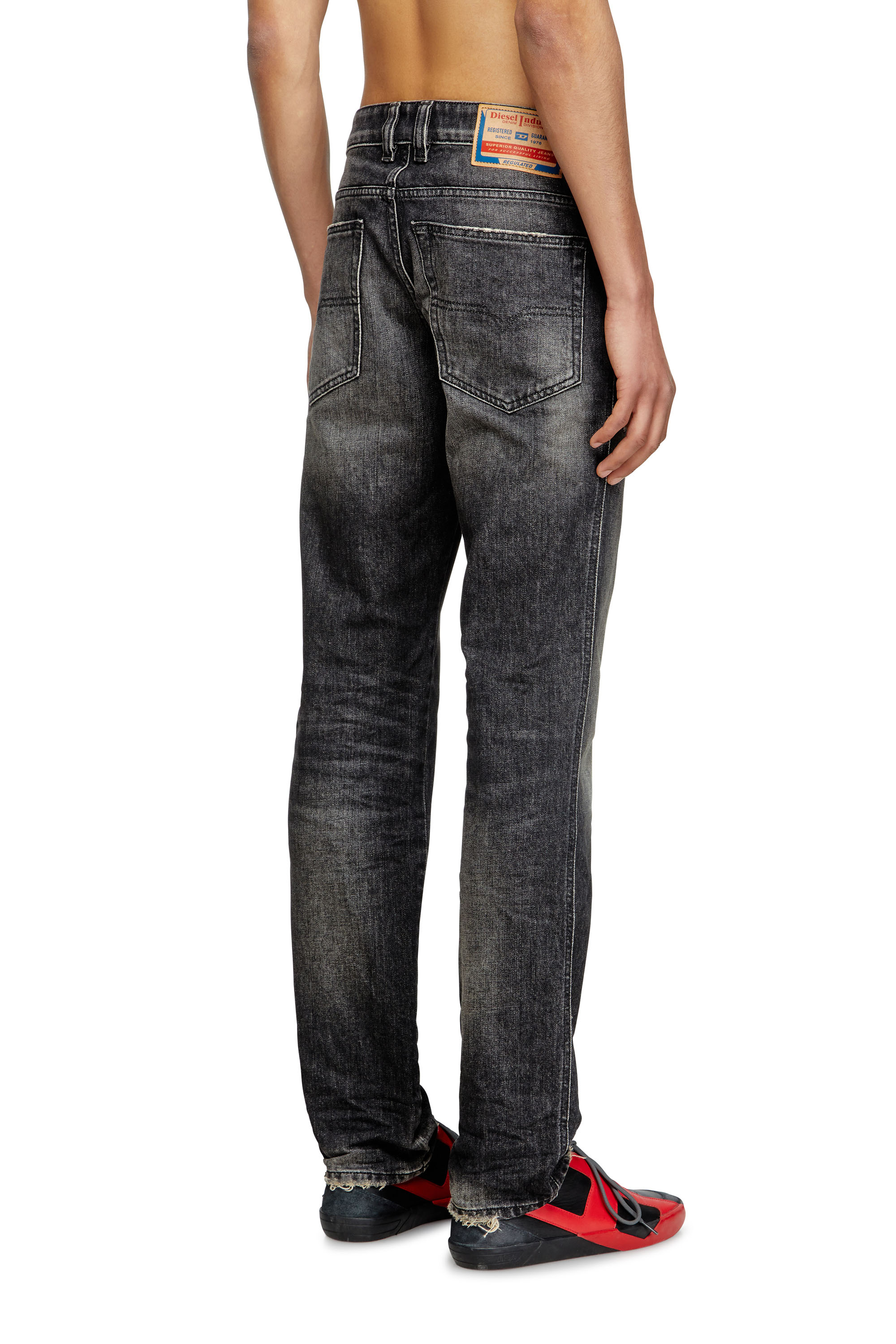 Slim Jeans 1993 D-Vyl 09M54, Black/Dark grey Diesel - Man's Slim Jeans 1993 D-Vyl 09M54, Black/Dark grey - 4