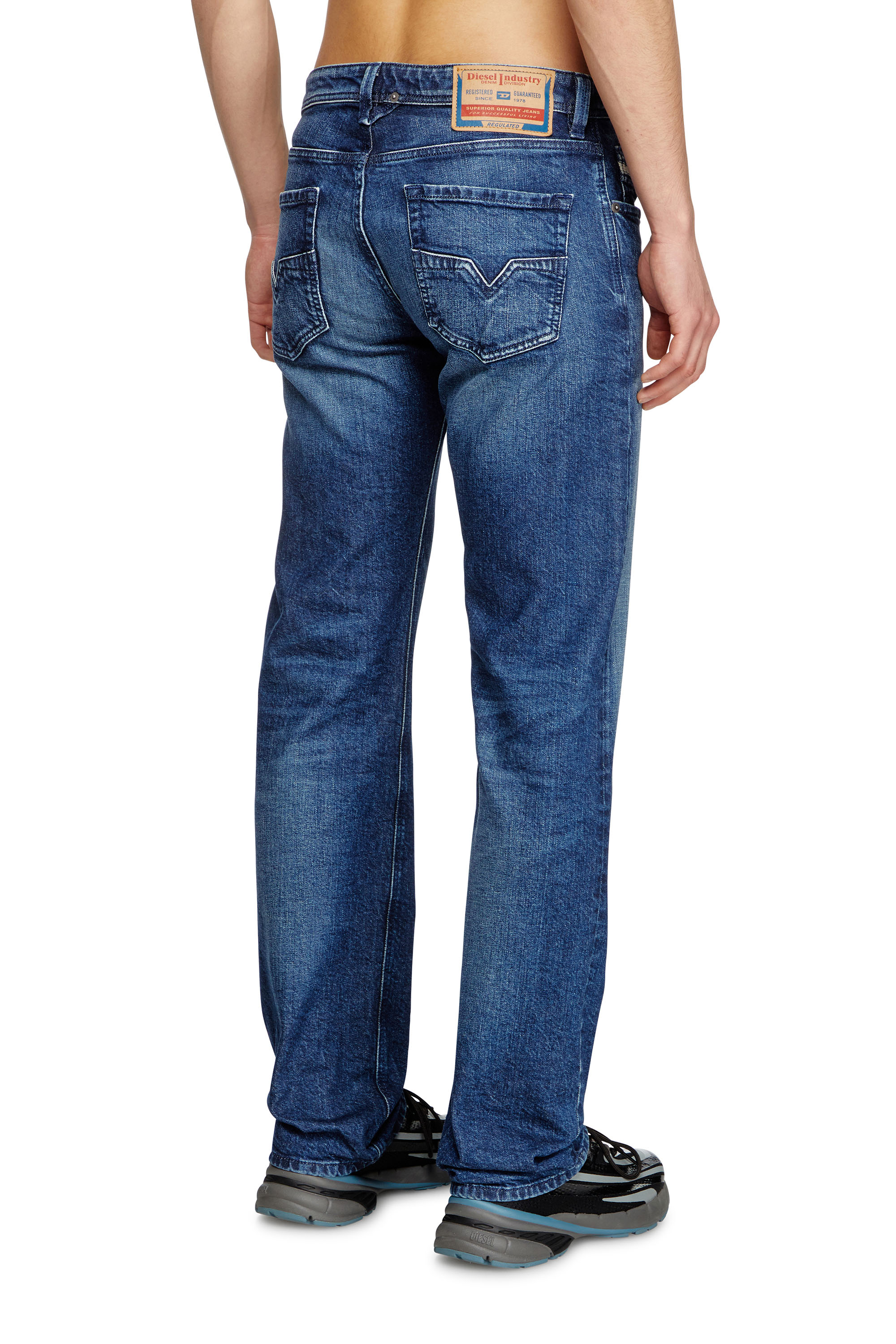 Regular Jeans 1985 Larkee 09L51, Dark Blue Diesel - Man's Regular Jeans 1985 Larkee 09L51, Dark Blue - 4