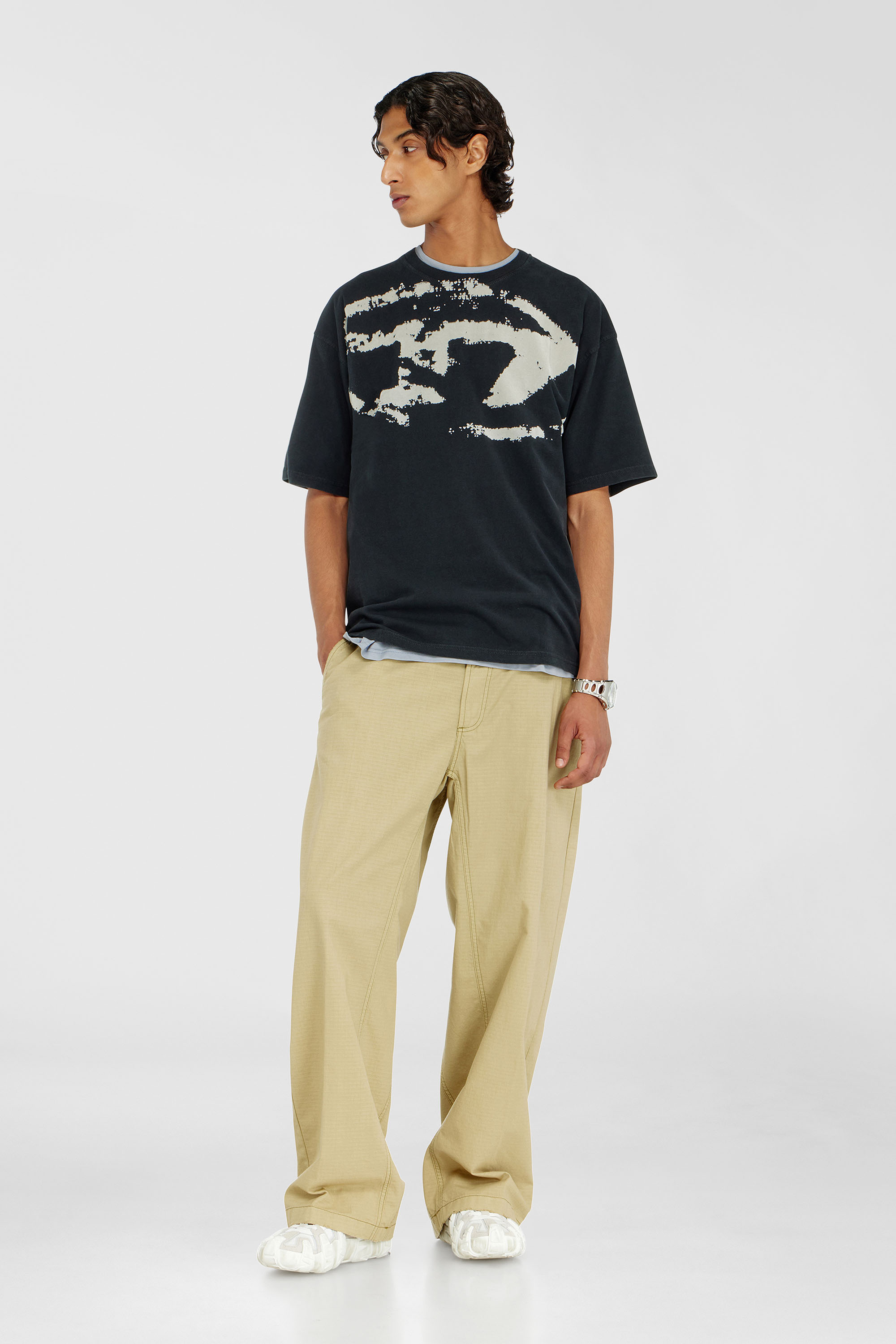 Diesel - T-BOXT-N14, Man's T-shirt with distressed flocked logo in Black - 1